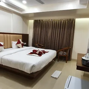 Hotel Mk Grand, Varanasi
